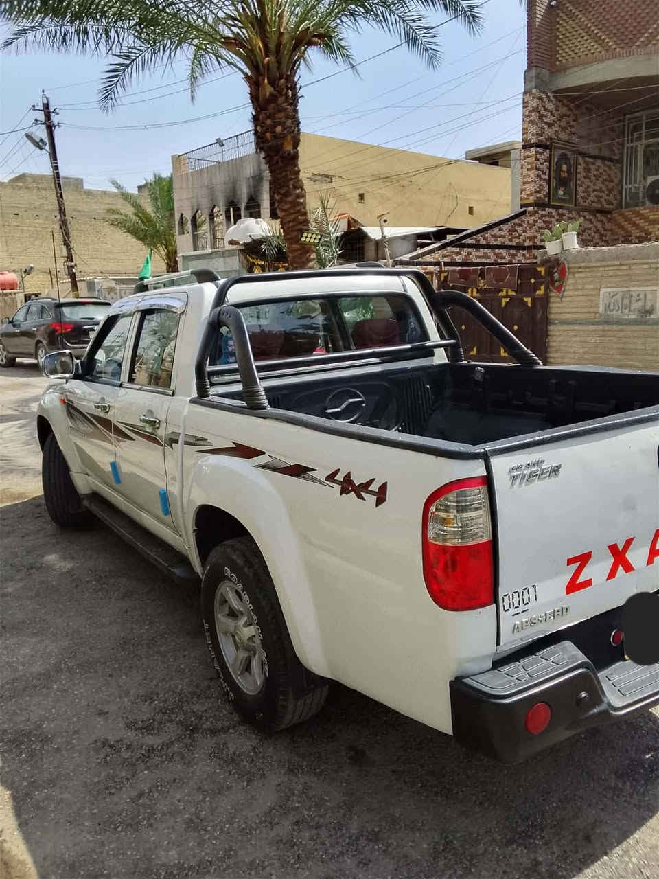 سياره للبيع كرانت موديل ١٨ رقم بغداد مكينه وكير خير من الله تبريد كهربائيات شغاله السعر ٨٢ وبيها مجال بيها صبغ شبر فقط وصاحبها ايريد تحويل تايرات بطاريه جديده الاتصال ***********او ***********٠ العنوان بغداد  اخوان مكلف بل النشر الاتصال بصاحبها  وماايقصر
