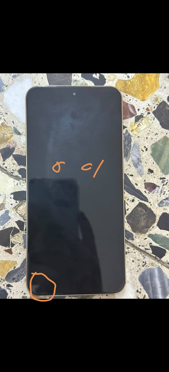 للبيع HONOR X9d 256GB
الجهاز نظيف وشغال تمام وما بي أي مشكلة بالأداء 👍
💾 الذاكرة: 256GB

بي فطر بسيط جداً بأسفل الشاشة، وبي زلغ خفيف بالظهر تقريباً 1 سم، مو شي يأثر على الاستخدام.
بي خدوش عادية متأثر

 ما عندي الكارتون، فقط كيبل الشحن.
 البطارية والأداء تمام.

 السعر: 380 وبي مجال قليل

***********
