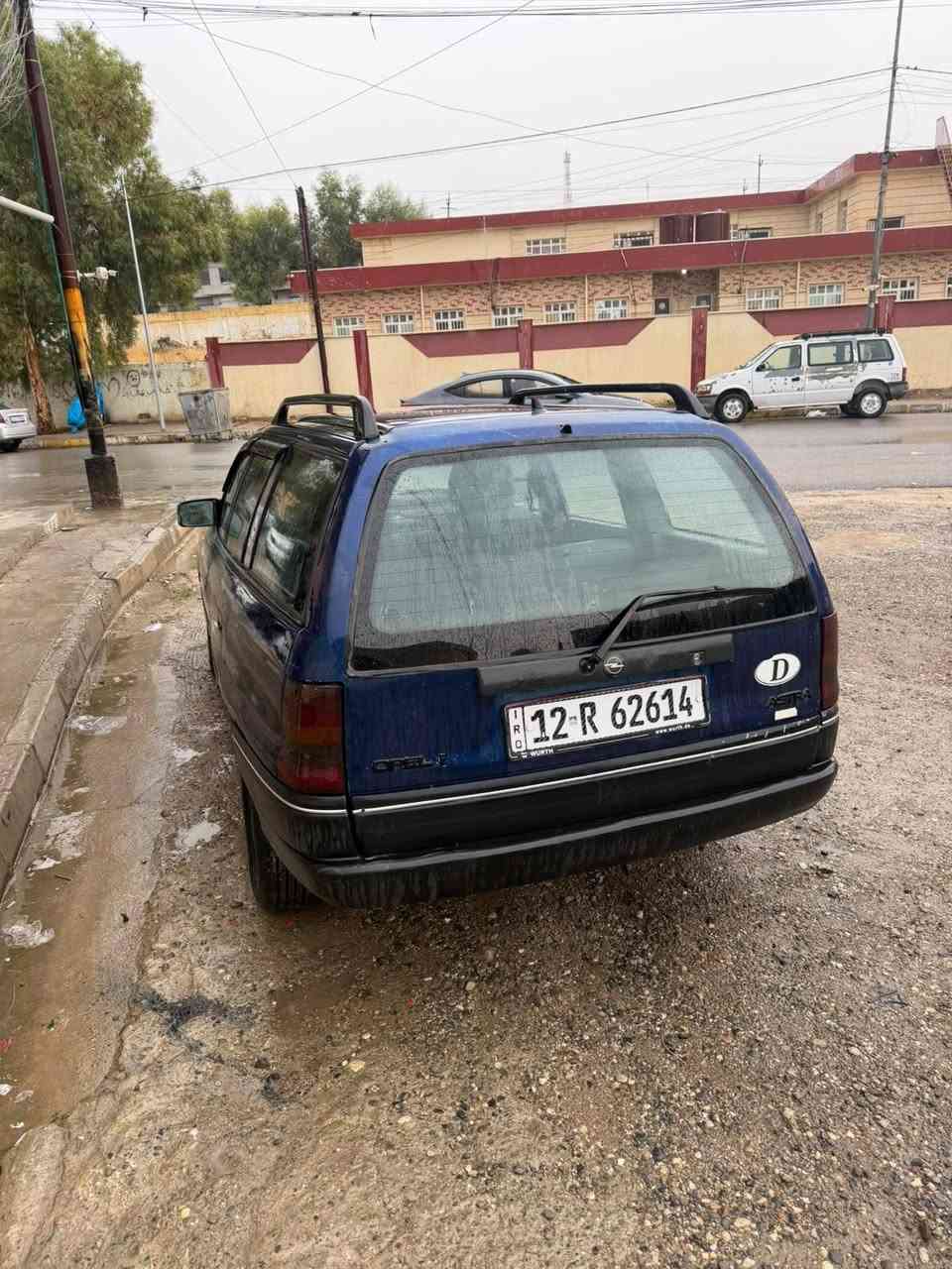 استره • ١٩٩٣ • محرك ١٫٦