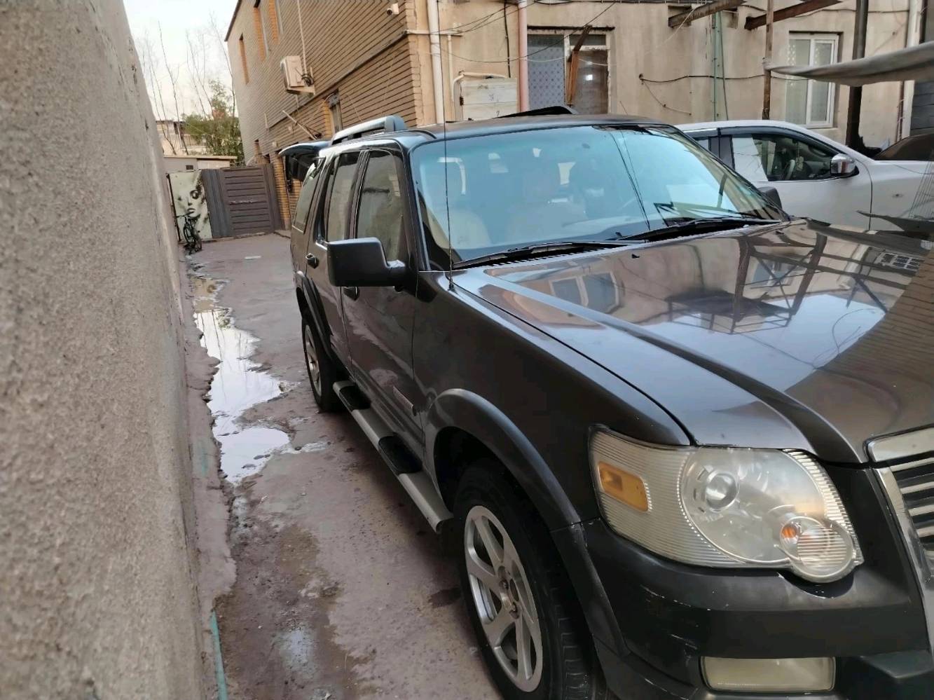 فورد اكسبلورر للبيع او المرواس مديل 2007 محرك كير تبريد حداده شرط 7 راكب 3 قطع تبريد مكاني بصره رقم ***********