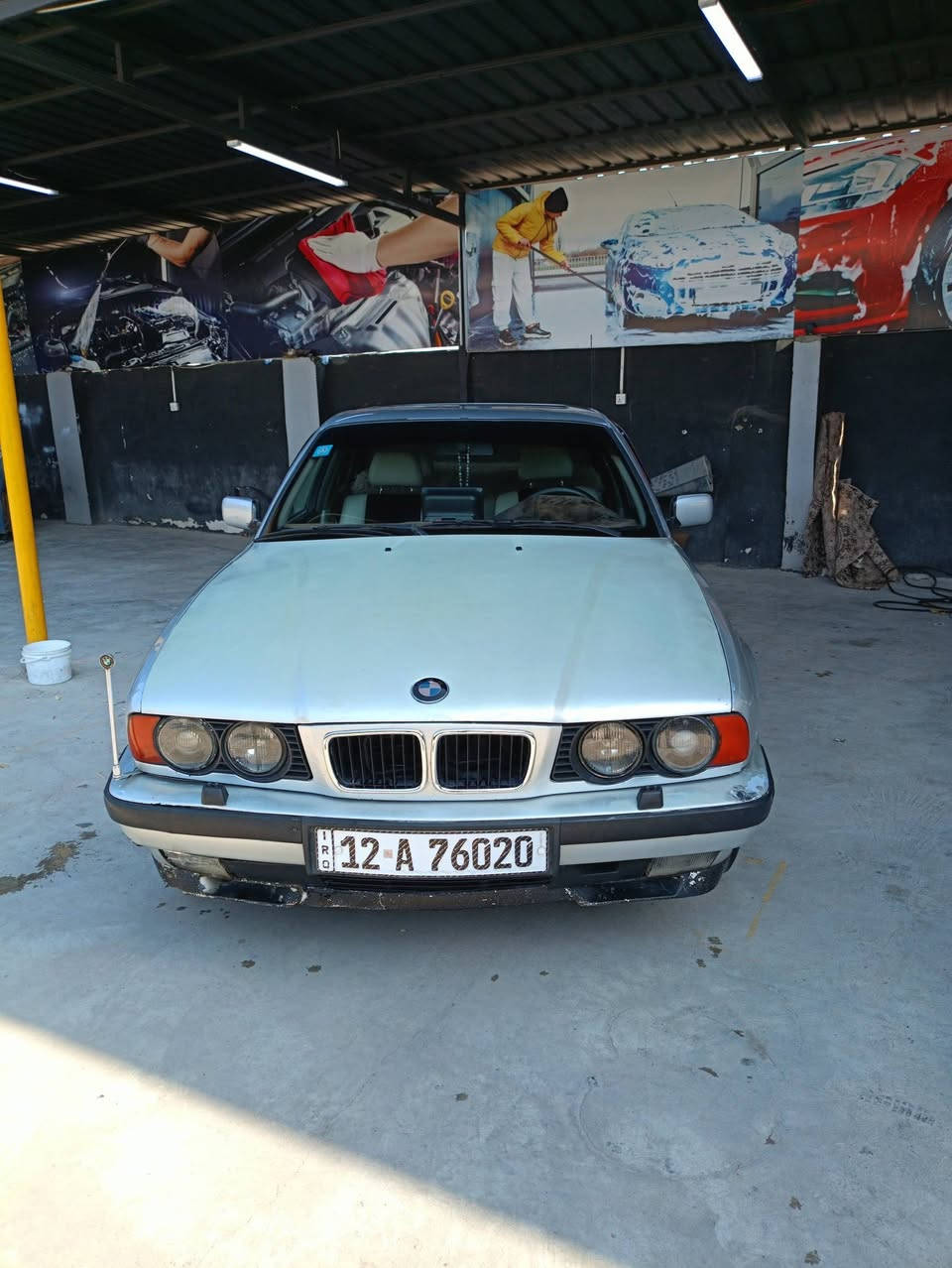 السعر ٦٥ وبيها مجال قليل بي ام دبليو( BMW)موديل ٩٤ بسم الشرعي سياره فول الفول بس طخه خفيفه بجهه اليمين بالدعاميه ويم باب السايق للاستفسار  الاتصال على الرقم ***********
