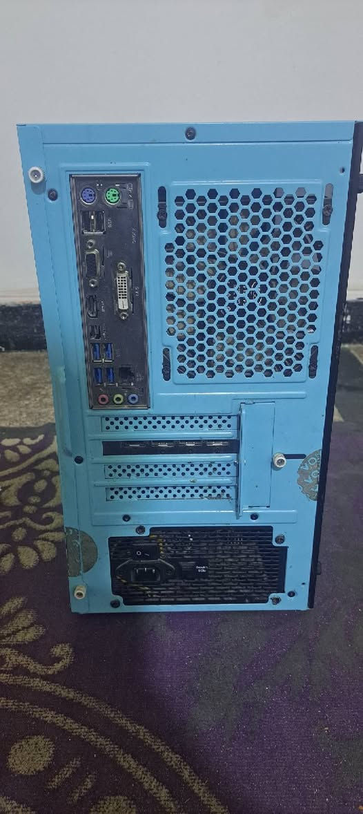 PC للبيع بسعر 750
مكاني البصرة ماكو توصيل محافظات 
سبب البيع لان انا طالب جامعه مرحلة اخيرا و نا عندي وقت استخدمة و احتاج الفلوس
مواصفات:
Asus 3060 12gb
T-force 2×8 3200
Asrock b450 pro
 R5 3400g مع مبرد ستوك
SSD kingspece 512
Thermaltake 700W 80+
تواصل واتساب فقط ***********
