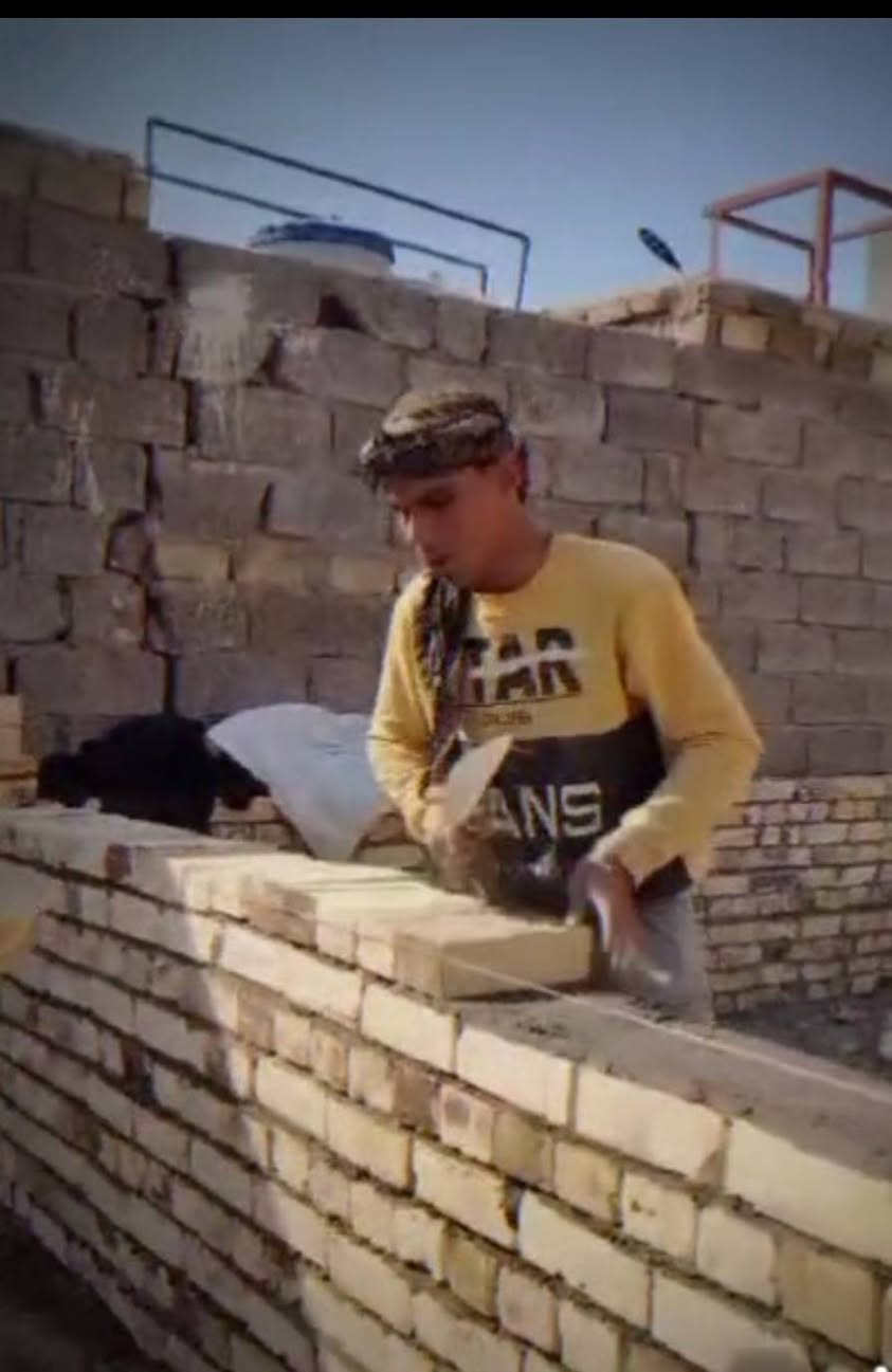 خلفه بناء متفرغ حاليا شغل درجه اولا بناء طابوك بلوك فرمستون عكاده ***********
