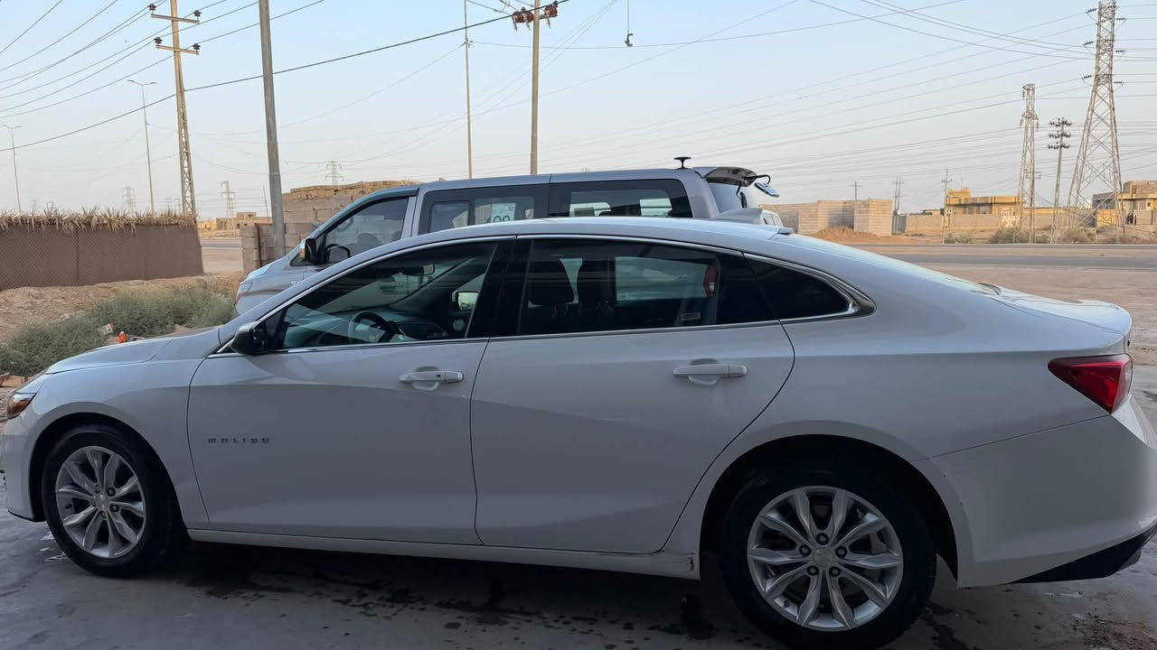 السلام عليكم 
للبيع ماليبو ابيض LT 2023
السعر 123$.
بيها بعض النواقص خابرني ونتفاهم عليهن.
للتواصل ***********  او على الواتساب.
- وارد امريكي ضربة خفيفة وصور الضربة و السونار مرفقة بالمنشور،بيها بعض الرصعات والخدوش موضحة بالصور.
- حره رقم ذي قار بأسمي.
- كاميرا خلفية + قطعتين تبريد + تدفئة كشنات + مانع تصادم امامي + كشن السائق كهربائي + مثبت سرعة + تتبع المسار... .
- ماشية ٥٨ الف ميل.
- السيارة جديدة ونظيفة جدا دهن اصلي اخلي عند التقني.
