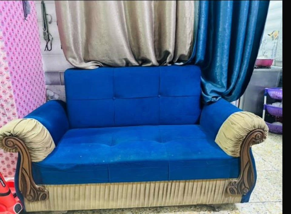 تخم للبيع ١٠ مقاعد تسگام درجه اولى نضيف جداً.. سعره مناسب من يرغب بالشراء يتواصل عبر الرقم 
***********
