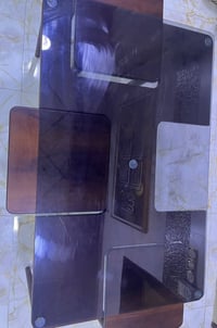 ميز • طبلات • أثاث