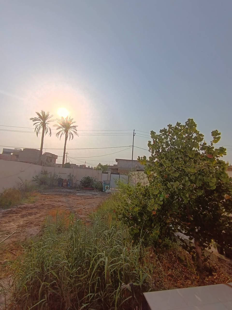 عقار للبيع في منطقة الطهمازية🏡 
المساحة 650 متر

4 غرف نوم 🔵

مطبخ كبير

مضيف

هول كبير

٣ مجاميع صحية خارجية وداخلية

للاستفسار الاتصال على الرقم

***********
