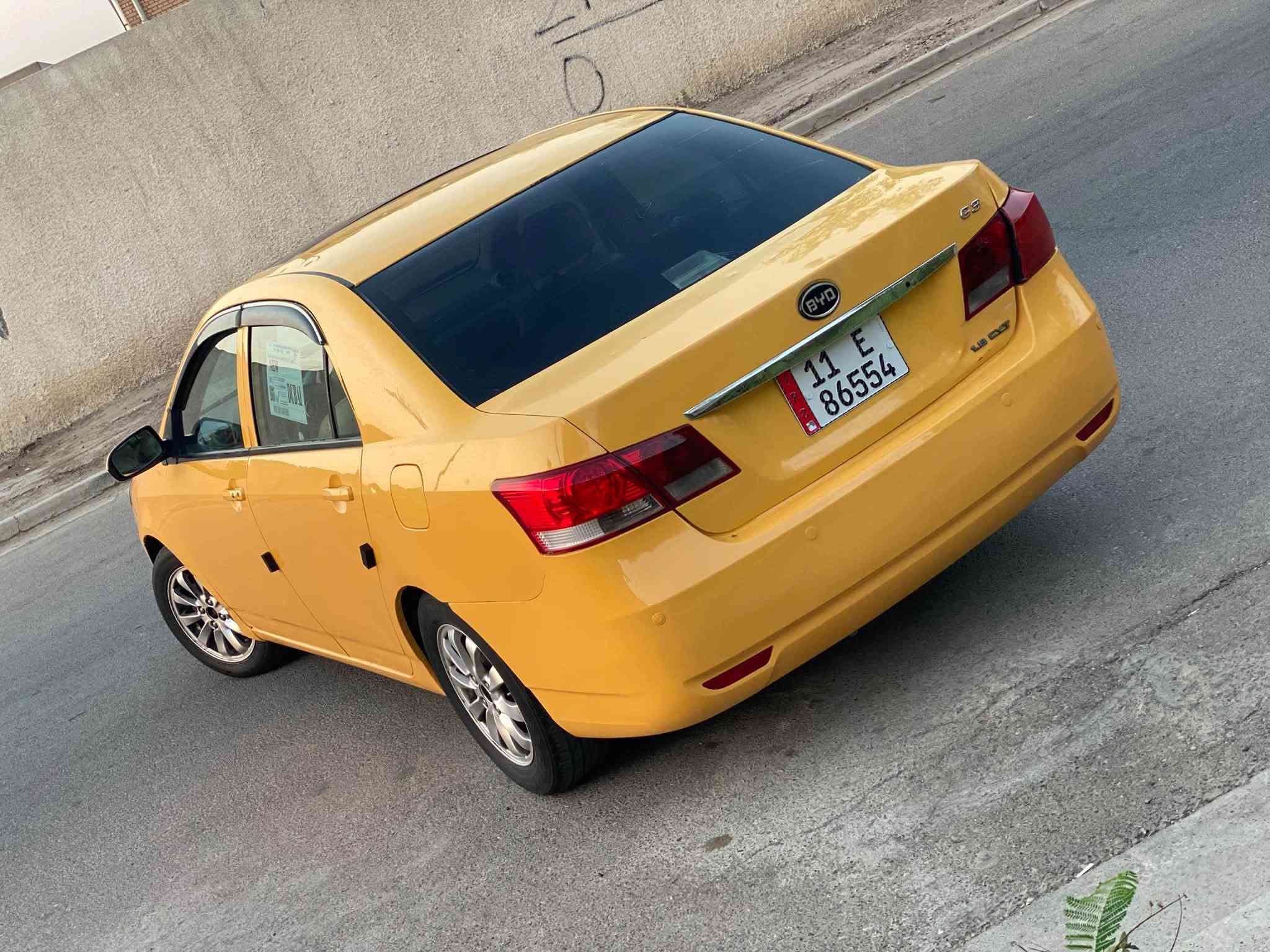 بيوايدي G3 موديل 2013
⚙️ محرك وكير خير من الله 
🛠️ صدر أمامي جديد
🛠️ صدر خلفي جديد
❄️ تبريد ثلج
🔌 كهربائيات كاملة شغالة
📋 رقم بغداد بسمي
🚗 سيارة بمعنى الكلمة بالعافية على الياخذها
مكاني بغداد حي العامل
سعر 45 وبيه مجال 
رقمي ***********
