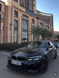 بي ام 330i • ٢٠٢١ • حادث