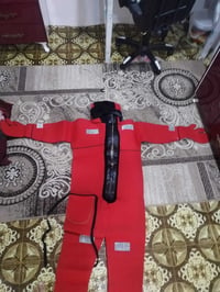 ملابس • للبيع