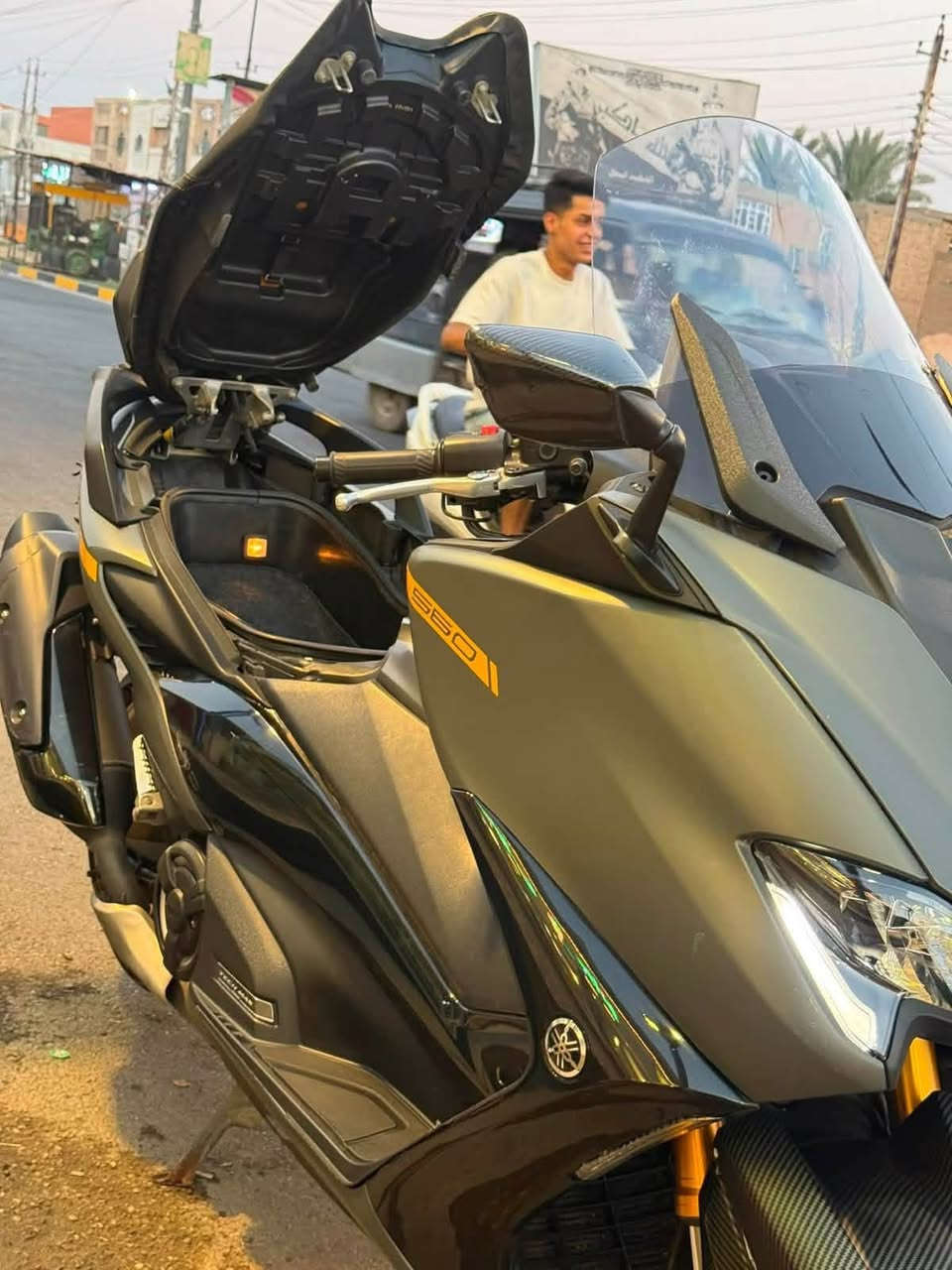 سلام عليكم TMAX ياماها موديل 2021 مكينه 560 مكفوله مكينه و كفر قايش خارجي اصلي كهربائيات مكفوله عداد الممشى 55 دراجه مثل ما هيه بصوره تشوفه بل واقع سعره 95 و بيه مجال العنوان بغداد الرقم ***********
