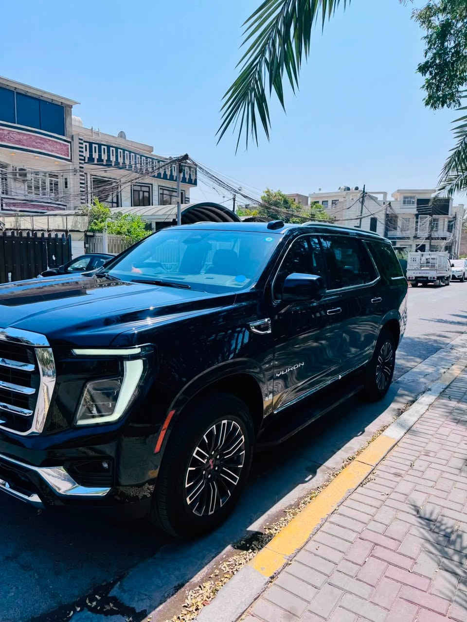 * حياكم الله
* جي أم سي يوگن ( أليڤيشن ) 
* موديل 2025. 
* اللون اسود. 
* عداد الممشى 23,000 km. 
* بدون بانوراما
* رقم بغداد
* بأسمي شخصيآ
* مكفوله كفاله عامه ان شاء الله ( السونار مرفق بالمنشور )
* السعر 63,700$$ ( بيها مجال قليل ان شاء الله )
* مكان السياره بغداد المنصور 
* للتواصل ***********
