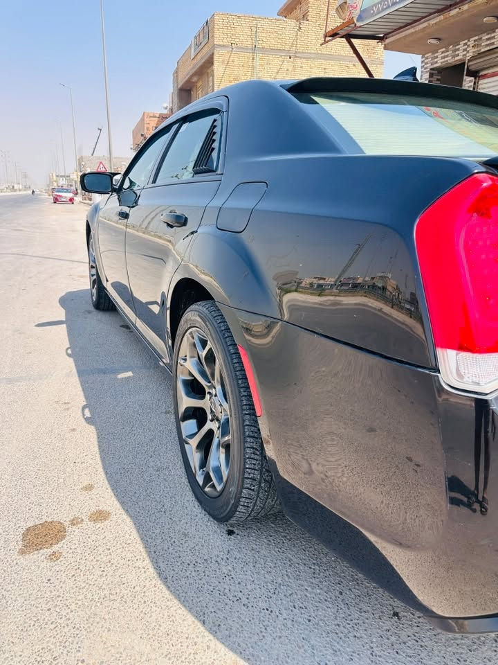السلام عليكم اوباما C300 للبيع موديل 2018 اصل كنديه كلين بدون صبغ بدون تبديل فقط بارد مكانين رقم سليمانيه بسمي تحويل بنفس اليوم كير مكينه تبريد حداديه خلفي وامامي كلهن كفاله سياره جاهزه على اخر حبايه ربع متصرف عليها مكان السياره كربلاء السعر 195 *********** واتساب
