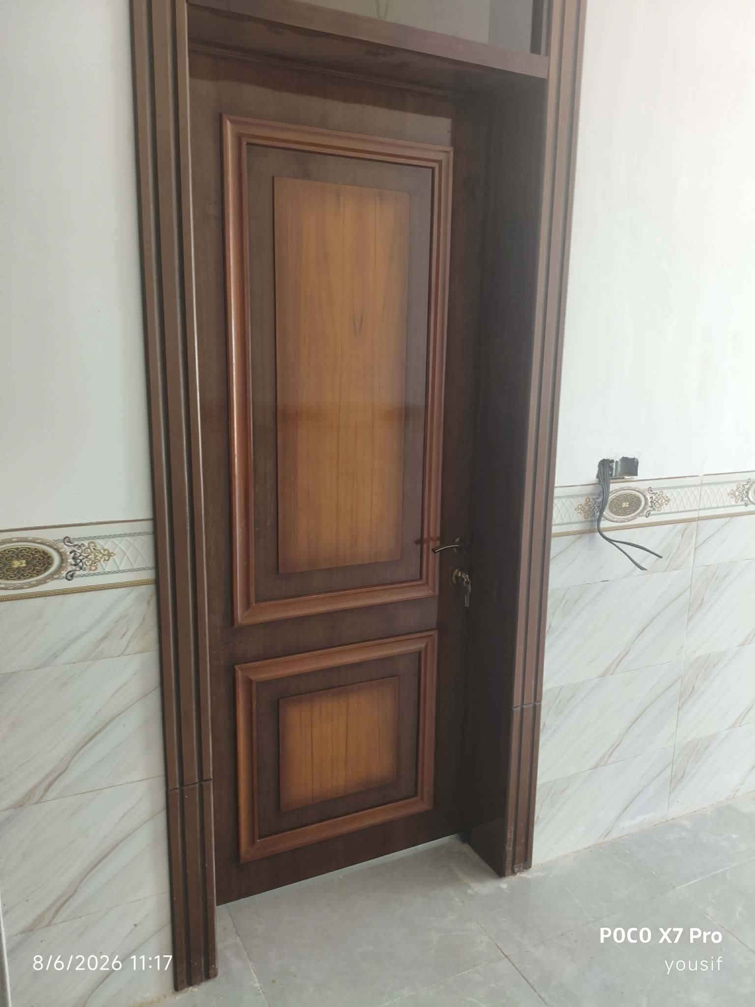 🏡 بيت زراعي للبيع 🏡
📍 الموقع: شارع رشيد الهجري، قريب من الشارع العام.

🔹 مساحة الأرض: 280 متر²

🔹 مساحة البناء: 200 متر²

🔹 مساحة الحديقة: 80 متر²

🔹 بناء حديث وغير مسكون

يتكون البيت من: 

✅ غرفتين نوم

✅ صالة

✅ استقبال

✅ مطبخ

✅ مدخل مستقل

✅ حديقة واسعة

💰 السعر المطلوب: 40 مليون دينار

📞 للاستفسار هذا الرقم بـ واتساب ***********
 
الرقم الثاني: ***********

بيت حديث بموقع مميز وقريب من الخدمات والشارع العام، وجاهز للسكن مباشرة.

نص مكتوب في الصور:
- 8/6/2026 11:15
- POCO X7 Pro
- yousif
- 8/6/2026 11:15 POCO X7 Pro yousif
- 8/6/2026 11:16 POCO X7 Pro yousif
- 8/6/2026 11:16
- 8/6/2026 11:17 POCO X7 Pro yousif
- 8/6/2026 11:17