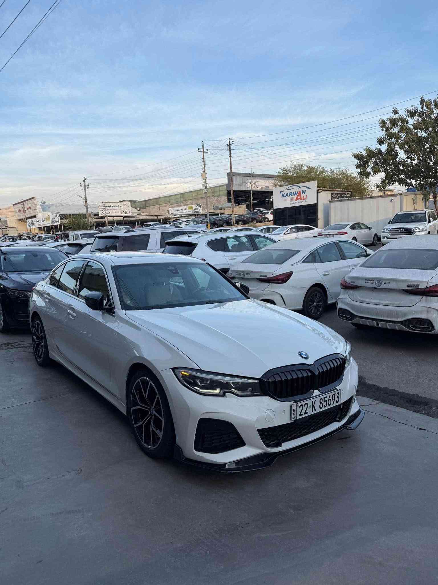 بي ام دبليو 330i • ٢٠٢١ • ٦٣٠٠٠ كم