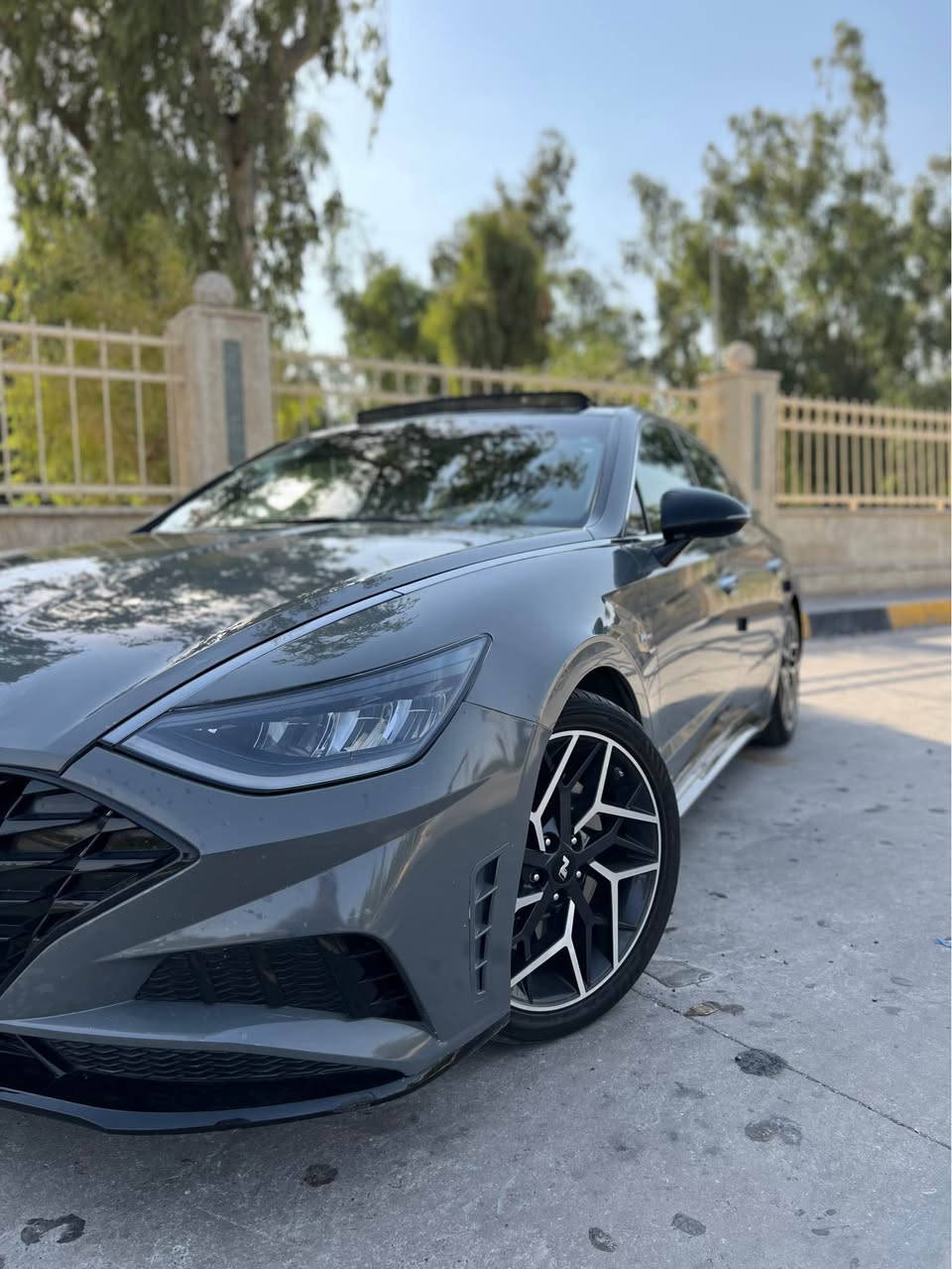 SONATA 2022 N Line
2500 TURBO 🚀
لون سمنتي ماشيه (85) كيلو .
المواصفات:
 الكاميرا الخلفية
سقف بانورامي
التحكم على المنحدرات
كاميرا 360
مستشعر وقوف
تدفئة المقاعد
تبريد المقاعد
بصمة
شاشة
مراقبة النقطة العمياء
التحكم التلقائي في درجة الحرارة
نظام بدء التشغيل
نظام فرملة الطوارئ
6 وسادة هوائية
مصابيح زينون الأمامية
المصابيح الأمامية ليد
عرض المعلومات على الزجاج الامامي
لوحة قيادة رقمية
أبل كاربلاي
التشغيل عن بعد
12 وسائد هوائية 
رادار
شاحن لاسلكي
كشنات  رياضي حضن مختم N  
ختم الN بكل مكان 🚀
(ضرر السياره ثلاث قطع بچم كبس لا دواخل ولا ايربكات ) 
رقم الشاصي :KMHL 14JCXNA243225
رقم الهاتف  : *********** موصل, نينوى
