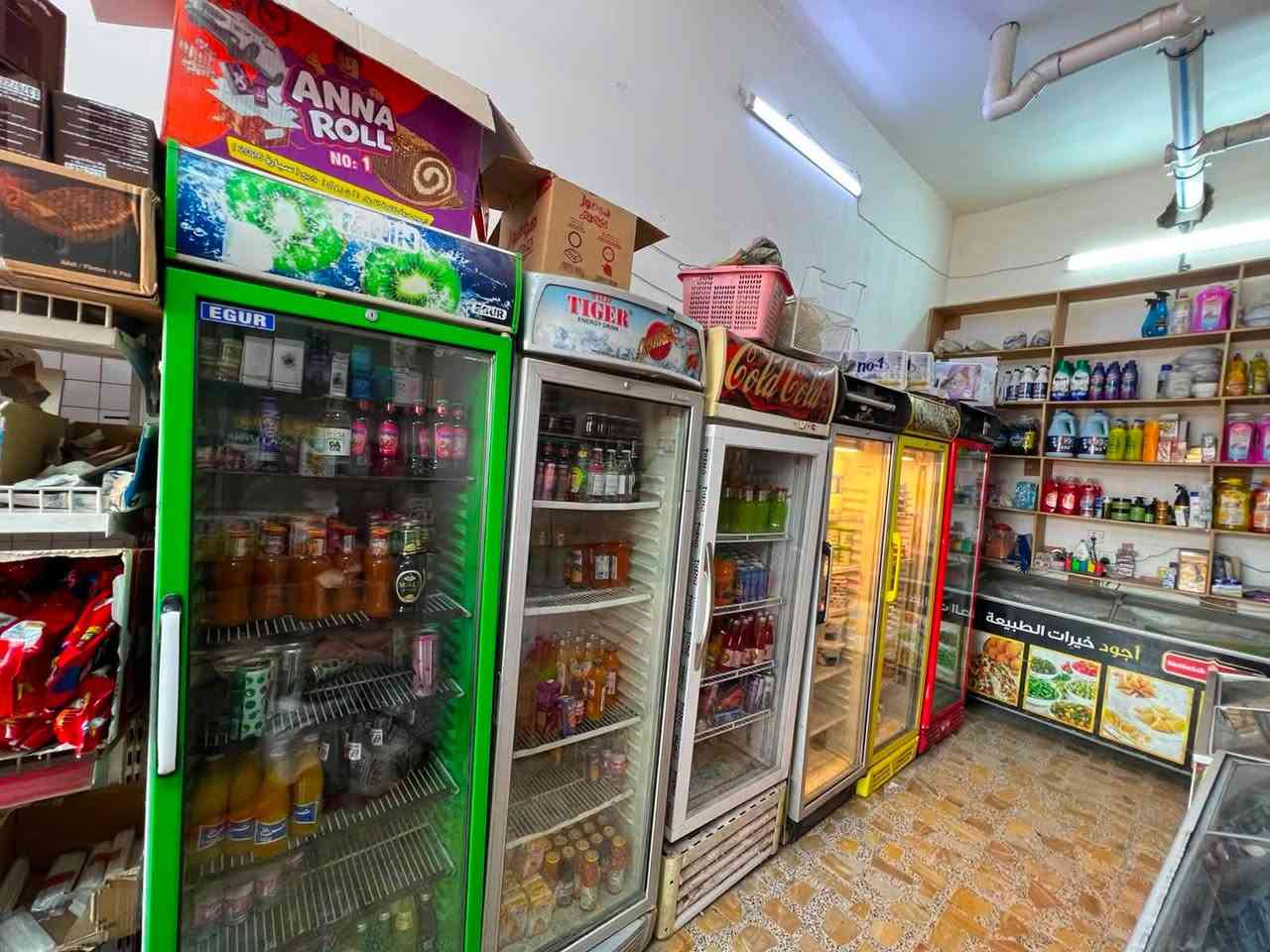 سلام عليكم اسواق للبيع عدم التفريغ في منطقه شعب عماره بناء جديد ايجارها 150 الف بالشهر ويمها سوق مع منطقه وماقبيلها ساحه رياضيه موقعها  
مكلف بالنشر صاحب المحل 

‭***********‬
