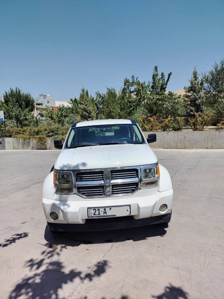 دۆج نیترو
مۆدێل ٢٠٠٧ 
سەیارەکە لۆک لۆکە هەموو گیانی وەک شەریکە ماوەتەوە تا ئێستا دوو دەستی کردووە 
١٣٩ حەقیقی ڕۆشتووە 
گێڕ و مەکینە بەشەرت نەکراوەتەوە و بێ عەیبە 
بێ بۆیاخ بێ سارد بێ چاڵ 
تەحویل و غرامە و گشت گیانی بەشەرت
نرخی ٨٣ گەڵا و معامەلە
*********** السليمانية, العراق
