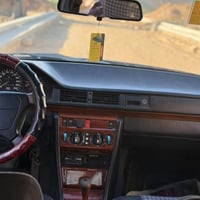 مرسيدس ١٩٩٧ • رقم إنكليزي • فتحة سقف