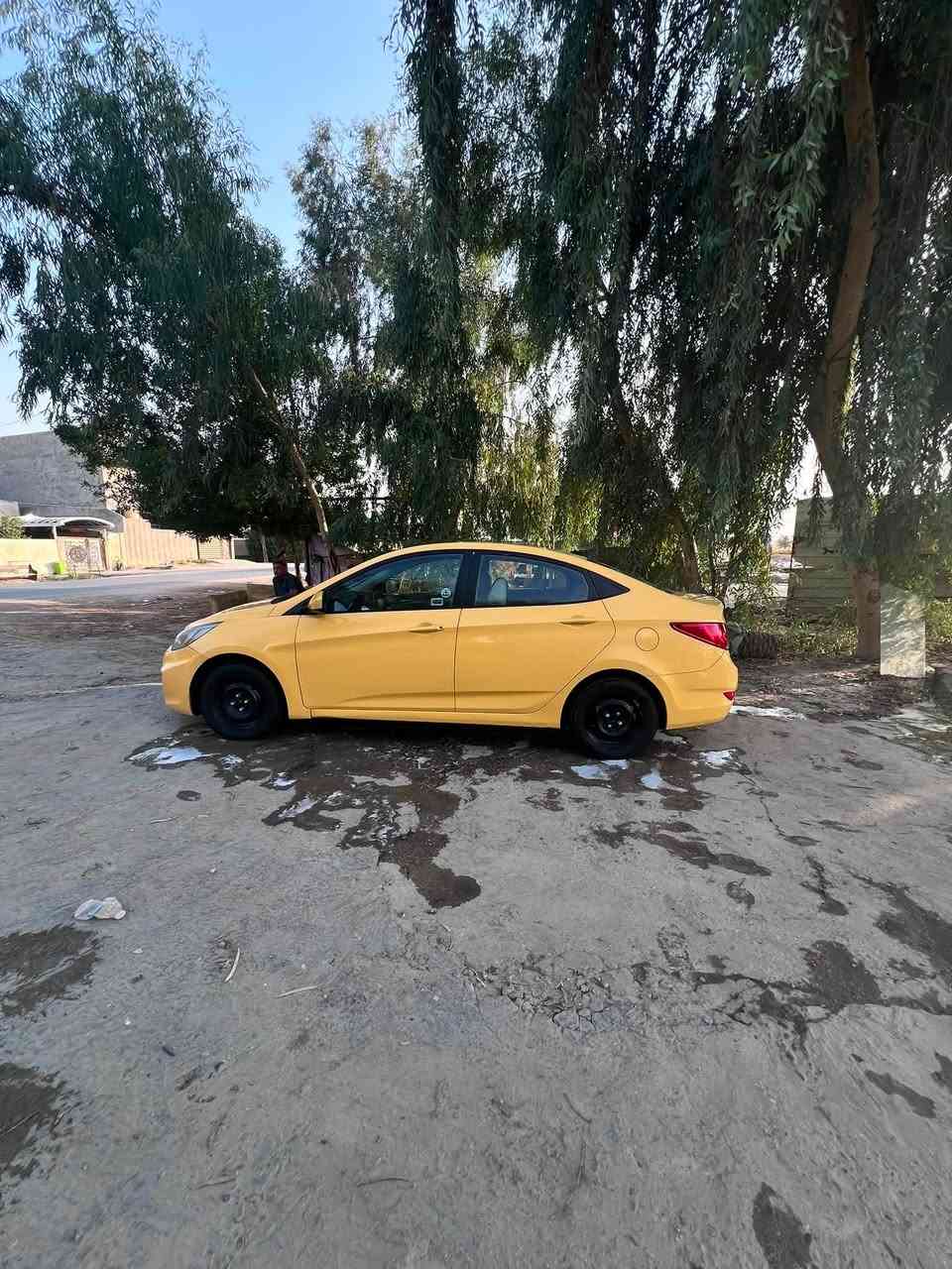 السلام عليكم
اكسنت 2016 للبيع 
حادث جاملغ وبنيد بدون دواخل 
سياره جديده محرك جديد حداديه جديده 
السياره مذب عليه ربع 
للستفسار ***********
السعر 89
