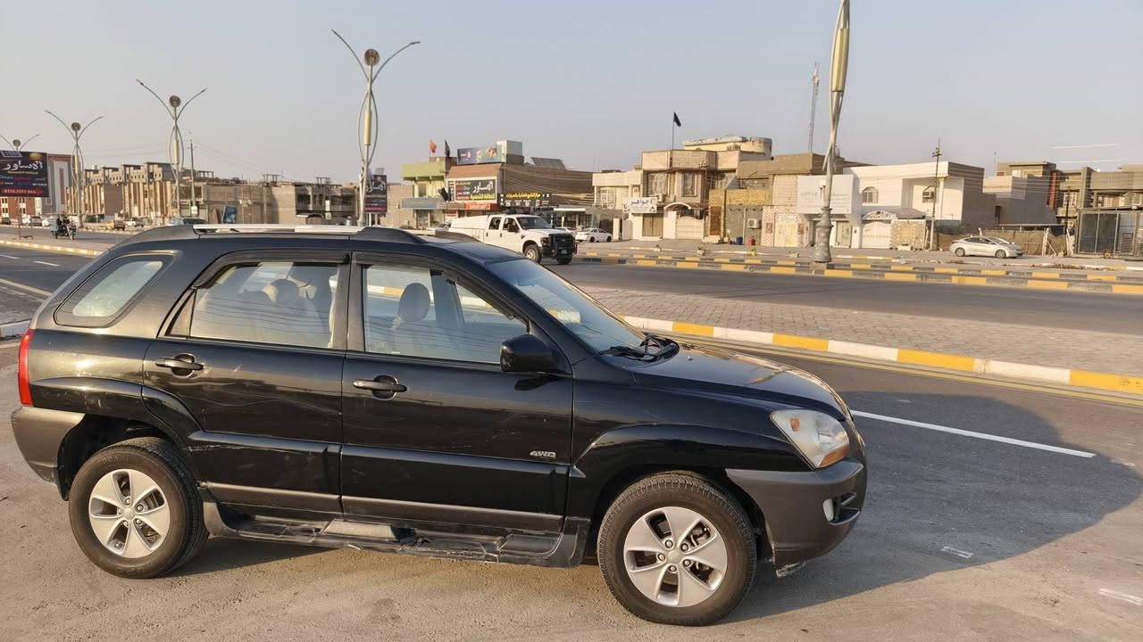 سبورتج ٢٠٠٦
مكينه كفاله
تبريد ثلج 
حداديه كفاله 
تخم تايرات جدد
على الفحص
فقط اتصل على لارقام ماكو مراسله

٨٠وبيها مجال
***********
***********
