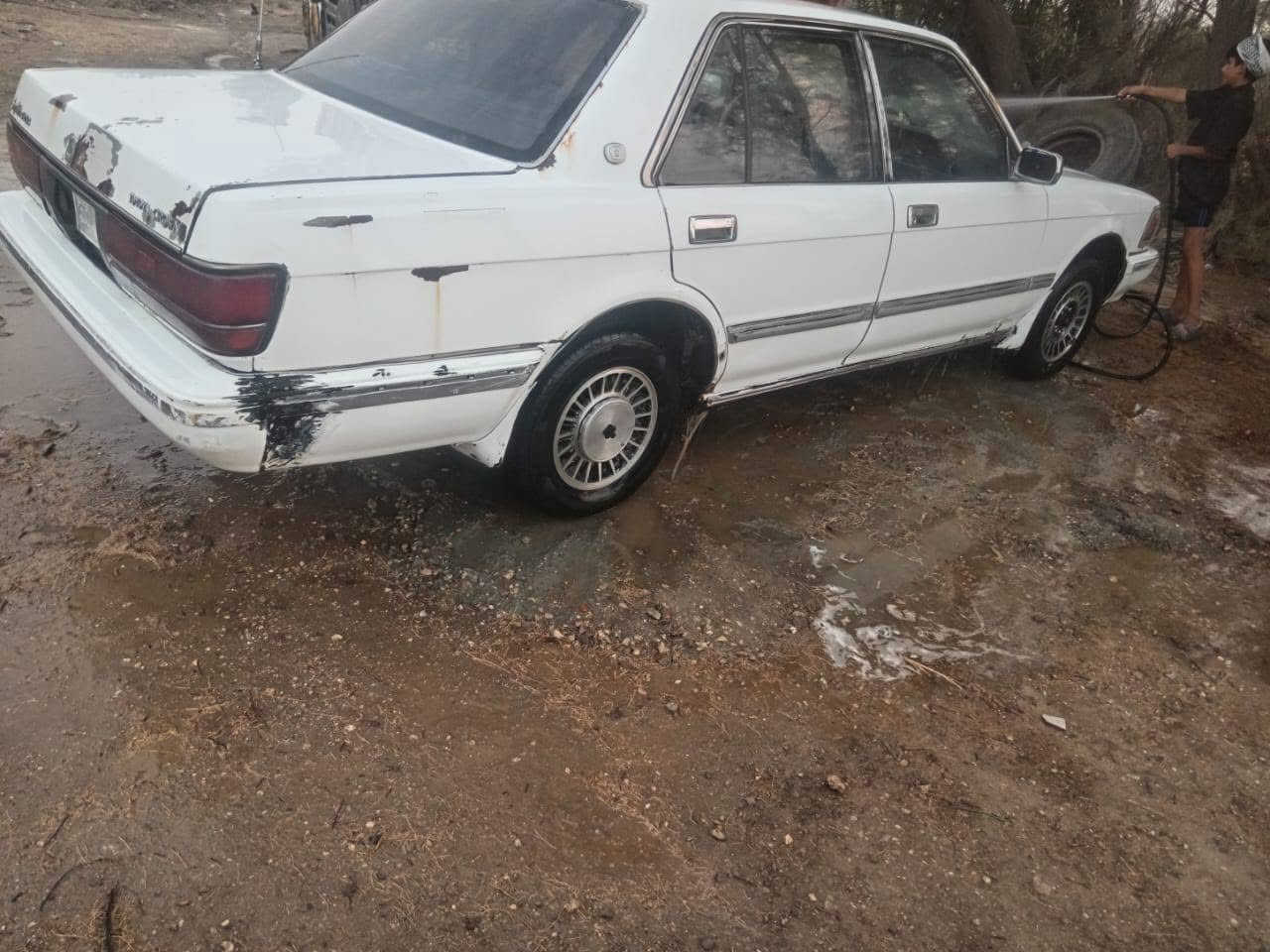 سلام عليكم سيدان للبيع مكينه وكير ثنين ونص ديلكو جديد رقم بغداد نكليزي تبريد ثلج حداديه تخم تاير بيه صبغ بجاملغ لخلفي فقط كهربائيات كلها شغاله سياره جاهزه مكان ناصرية الاستفسار عل ***********

