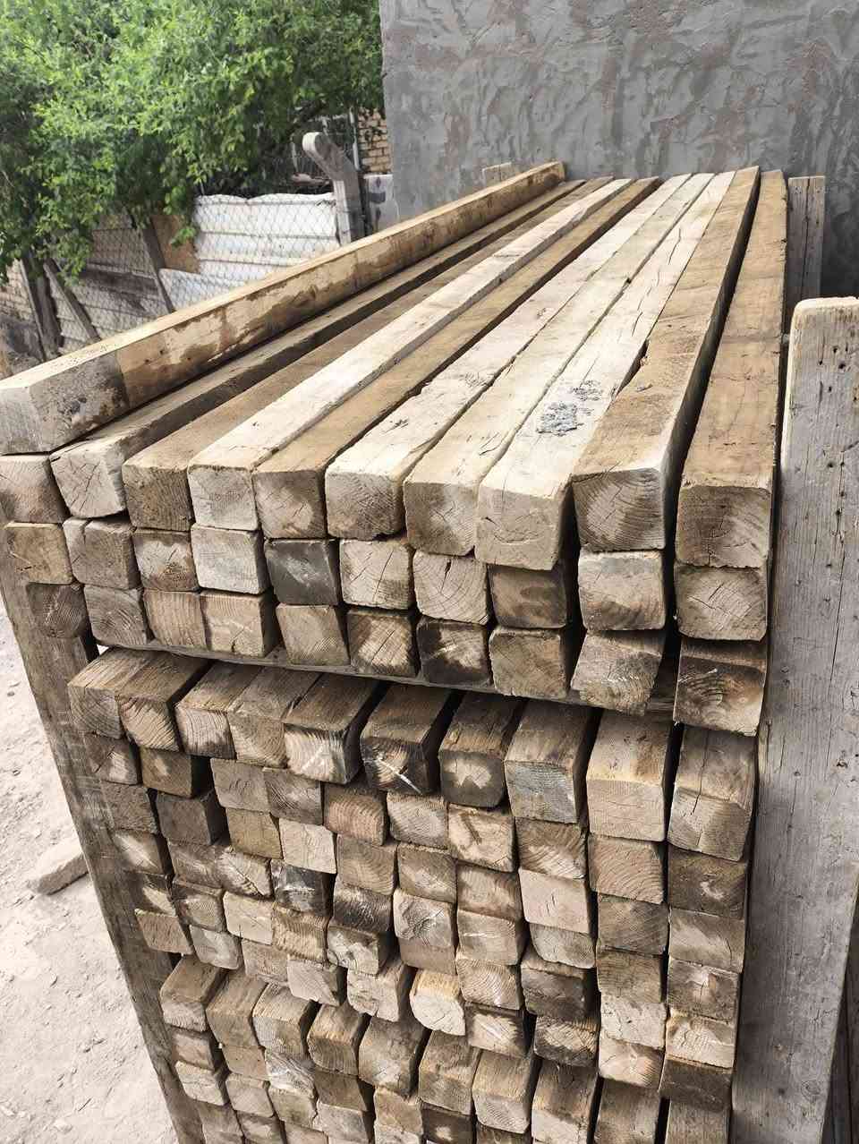 سير طول 3 متر للبيع عدد 3 مكعبات ونص
وسير طول متر ونص عدد 3 مكعبات ونص شغله وحده

وبلايود استندر عدد 47 قطعه ايطالي كيج 18
***********
