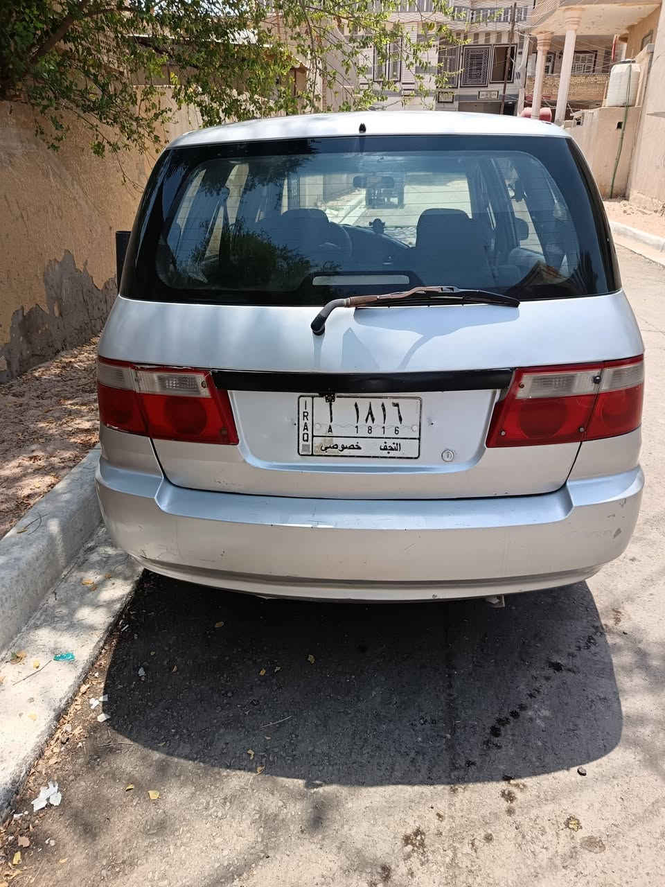 السلام عليكم ورحمة الله وبركاته
سيارة للبيع كيا كارينز ٧ راكب موديل ٢٠٠٥ كير عادي بأسمي شرط التحويل رقمها نجف محرك وكير بحالة جيدة جدا البدي شوف العين السيارة سمكرتها عام وصبغتها عام بسبب السمكرة وكان بيها جراد تبريد شغال بيها ضربة بالجاملغ الأمامي الأيمن صفحة السائق السعر ٤٢ ورقة وبيها مجال قليل العنوان البصرة قضاء القرنة هاتف *********** اخوان كلشي شرحت المو شراي يعبر المنشور بالصلاة على محمد وآل محمد
