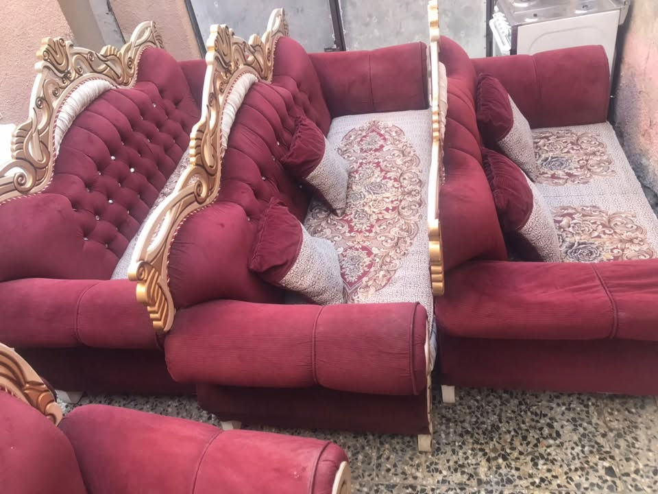 السلام عليكم تخم للبيع ١٠ مقاعد ملكي بيه ضرر بل  تجوه مال تخم خاسفه والسعر ٢٥٠ الف بل الحسينية مال الراشديه *********** وبيه وتساب
