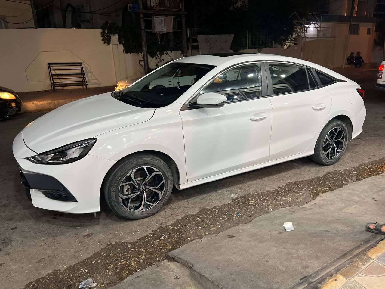 سڵاوی خوا له‌ برایانی گرووپ
mg GT 2024 بۆفرۆشتن 
***********
شوێن سلێمانی
