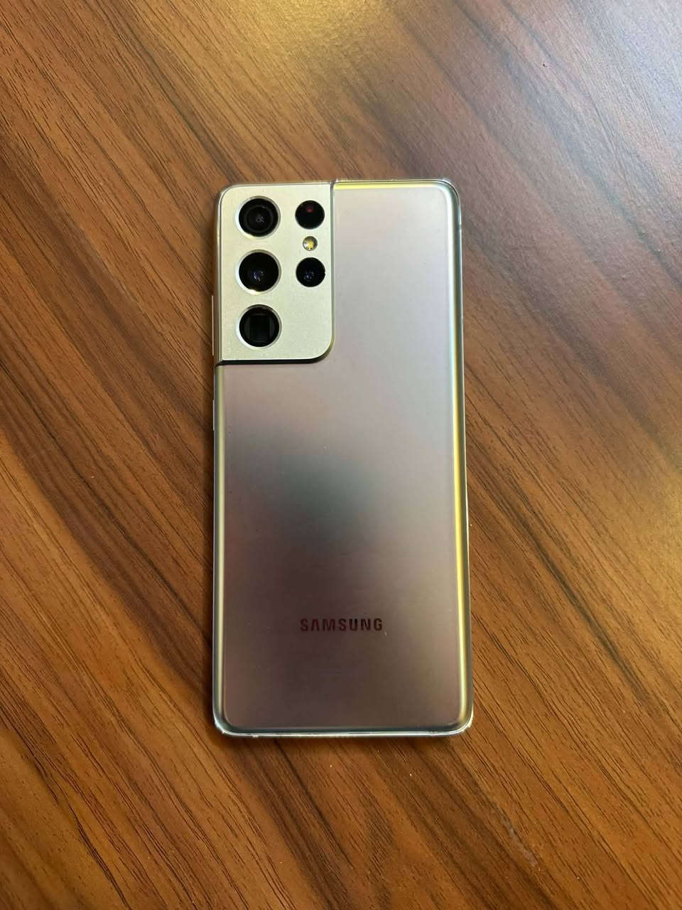 بيع او مراوس ويه دراجه S21 الترا 5G بلادي ما مفتوح نظيف حيل 
ذاكره 128 عشوائي 16 
شاشه 120 فريم 
سناب دراجون 888
ملحقاته شاحن انكر اصلي وحافظه
سعره 380 او مراوس ويه دراجه 
واتساب ***********
