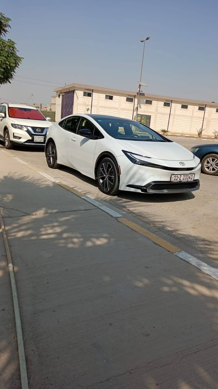 السلام عليكم
بريوس 2023 هايبرد 
للبيع فقط
ماشية 26 الف
بدون اي باك
المواصفات :
بانوراما
كامره خلفيه
كشنات تدفئه 
استرين تدفئه
بصمه تشغيل 
تشغيل عن بعد
نقطة عمياء  
فتحة سقف ثنين 
رادار امامي و خلفي 
تحكمات ستيرن 
حساسات اماميه و خلفيه 
داخل جلد 
لد من الداخل متغير الالوان بلادي 
سياقه ذاتيه 
شاشه جبيره 
اناره ترحيبيه
السياره فول  ( حادثه خلفي بدون تبديل )
السعر 175$ 
مكان السيارة بغداد  الكرادة
للأتصال : ***********
