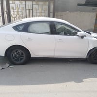 سيل فايف ماشية ١٠٠٠كم السياره شغاله تمشي ابيع عل. وضعها السياره  مكانه...