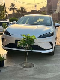بي واي دي سيل فايف زيرو كفاله عامه ماشيه آلاف و 300  كيلو زيرو اب اسمي...