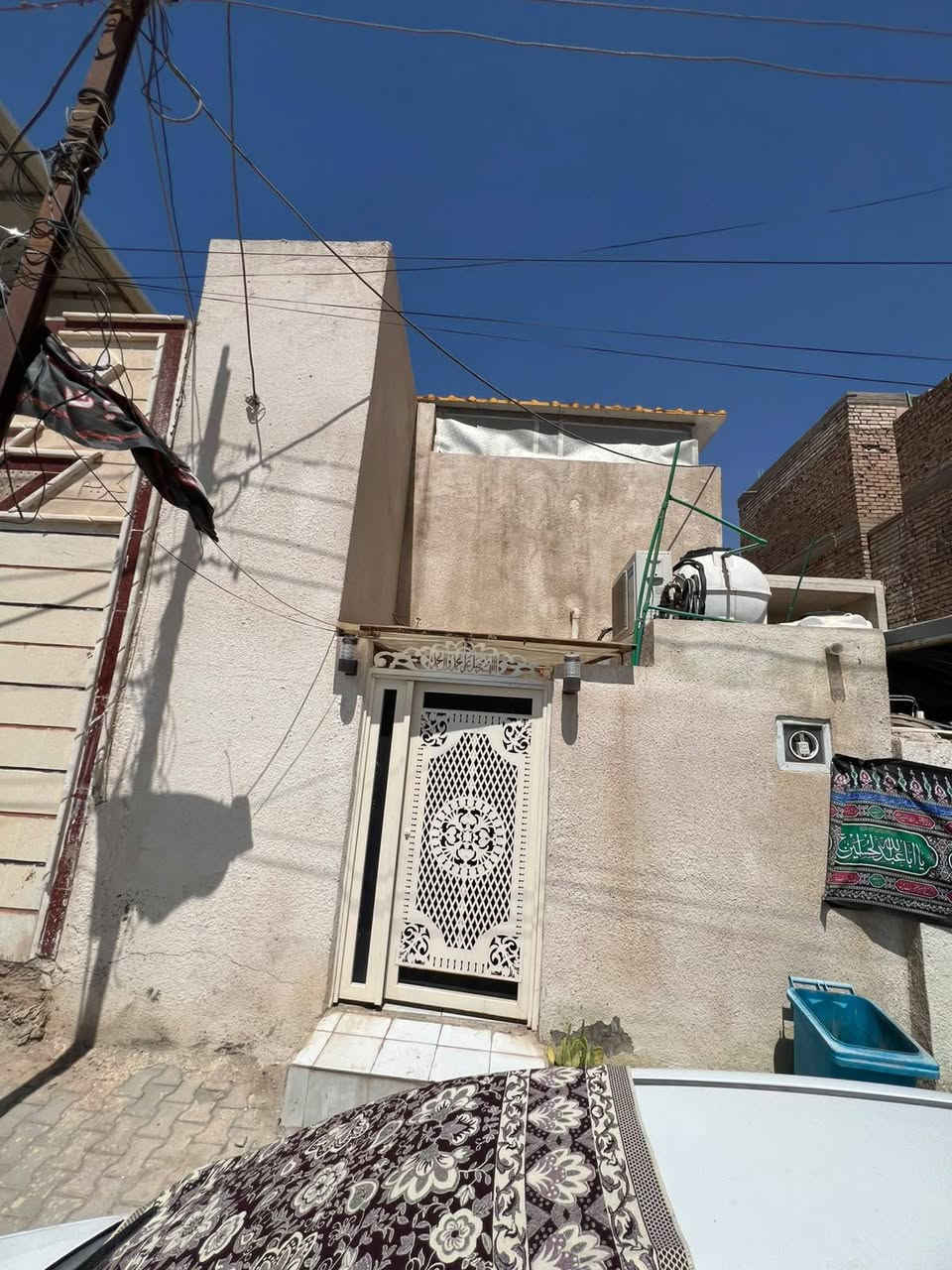 السلام عليكم ورحمه الله وبركات
بيت 50متر في حي الوفاء قوس على ساحه شارع 15
طابق ونص البيت غرفتين صالتين ومطبخ وصحيات
السعر 65 بيت شيمان وبي مجال ***********
