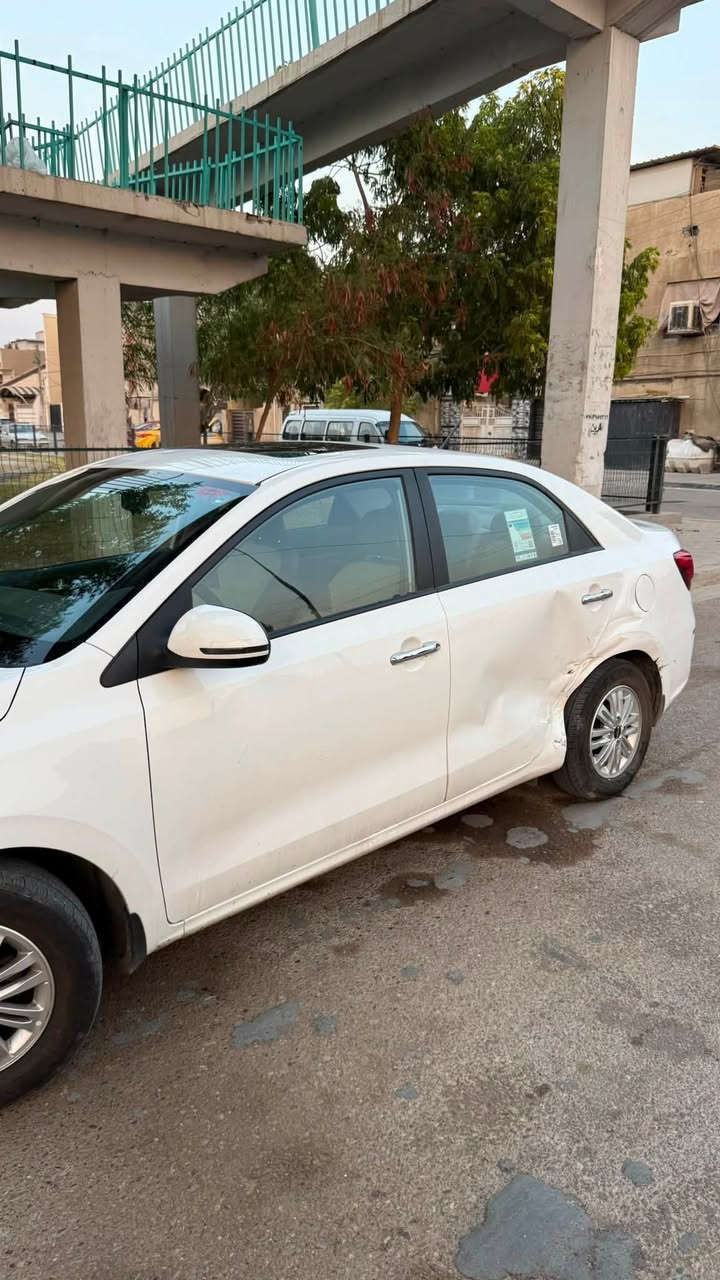 كيا بيكاس 2025 ابيض باسمي رقم اربيل
ضمان 5 سنوات او 100 كيلو متر 
ماشيه 20 الف حقيقي
فول مواصفات كامره كشنات جلد تحكمات ستيرن كروز سرعة ويل كب + سبير 
بلوتوث شاشه كار بلي اندرويد اوتو 

تخم تاير جديد تبريد حداديه تبريد ثلج 
بيها ضربه بلباب الخلفي والجاملغ يرجع يتعدل ابيع على ضربتها 
الايرباكات سليمه 
سعر 107$ وبيها مجال نشالله 
مكاني بغداد حي العامل 
***********
اتصال + واتساب
