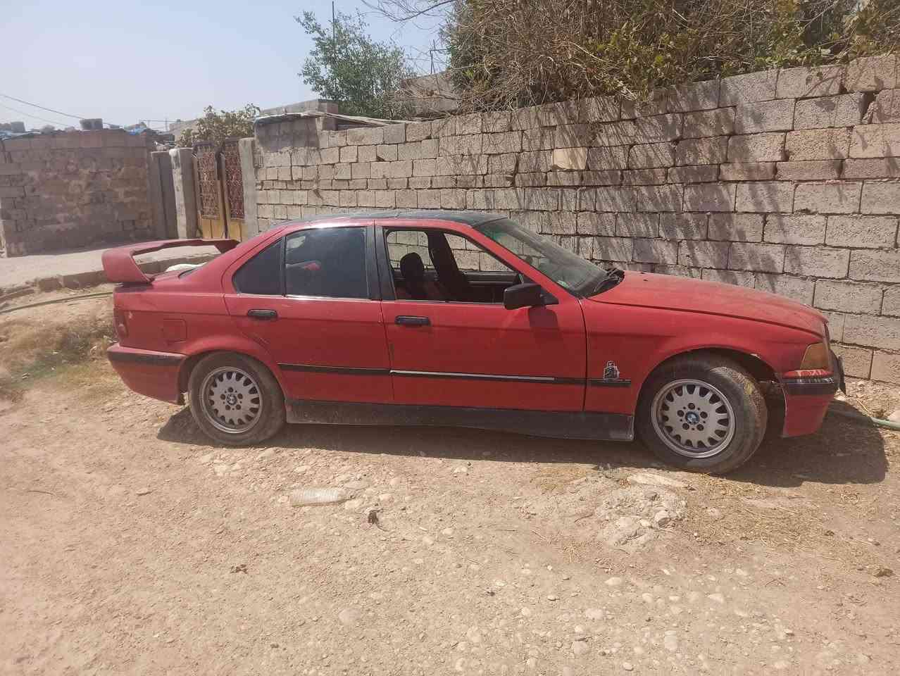 سلام علیک بۆفرۆشتن بیێم سەقەر 330i گێڕ عادی 4رپستۆن گشت گیانی بەشەرت تەقەوڕەقەی نیە سەدرو ڕۆنۆ تایەو گشتگیانیم گۆڕیوە سەماعەو ناو دەژبولو هەموو گیانی یشە کا      بەس جامی دوایی شکاوە ماباقی بەشەرت سەیارەکە ئاڕمی هەیە مشتەریت تەلەفۆن کە شوین کەلار سعری 18و مەعمەلەیە برایانە...***********
