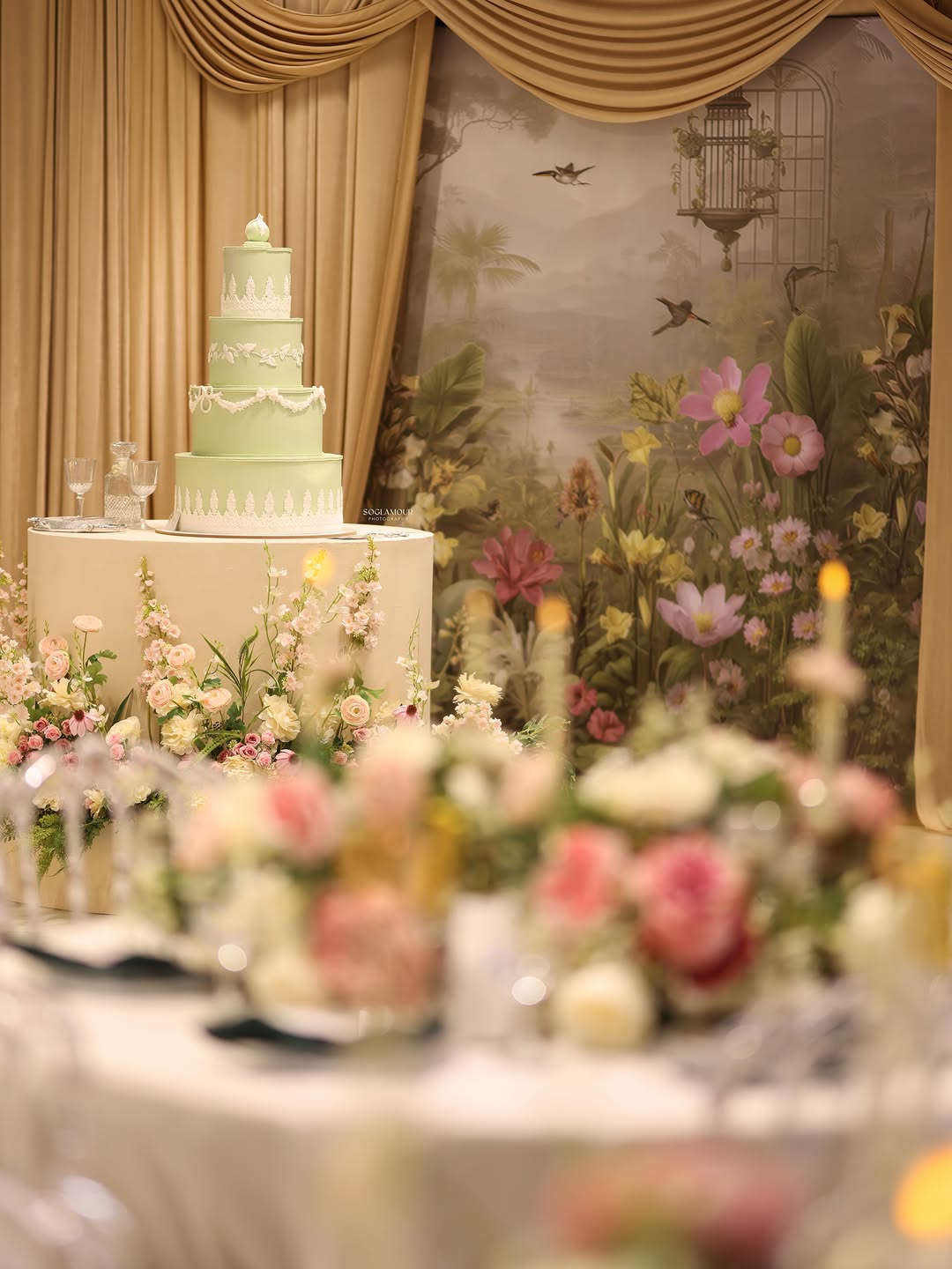 Your #fairytailwedding inspo ✨

نص مكتوب في الصور:
- SOGLAMOUR
- PHOTOGRAPHY
- SOGLAMOUR PHOTOGRAPHY