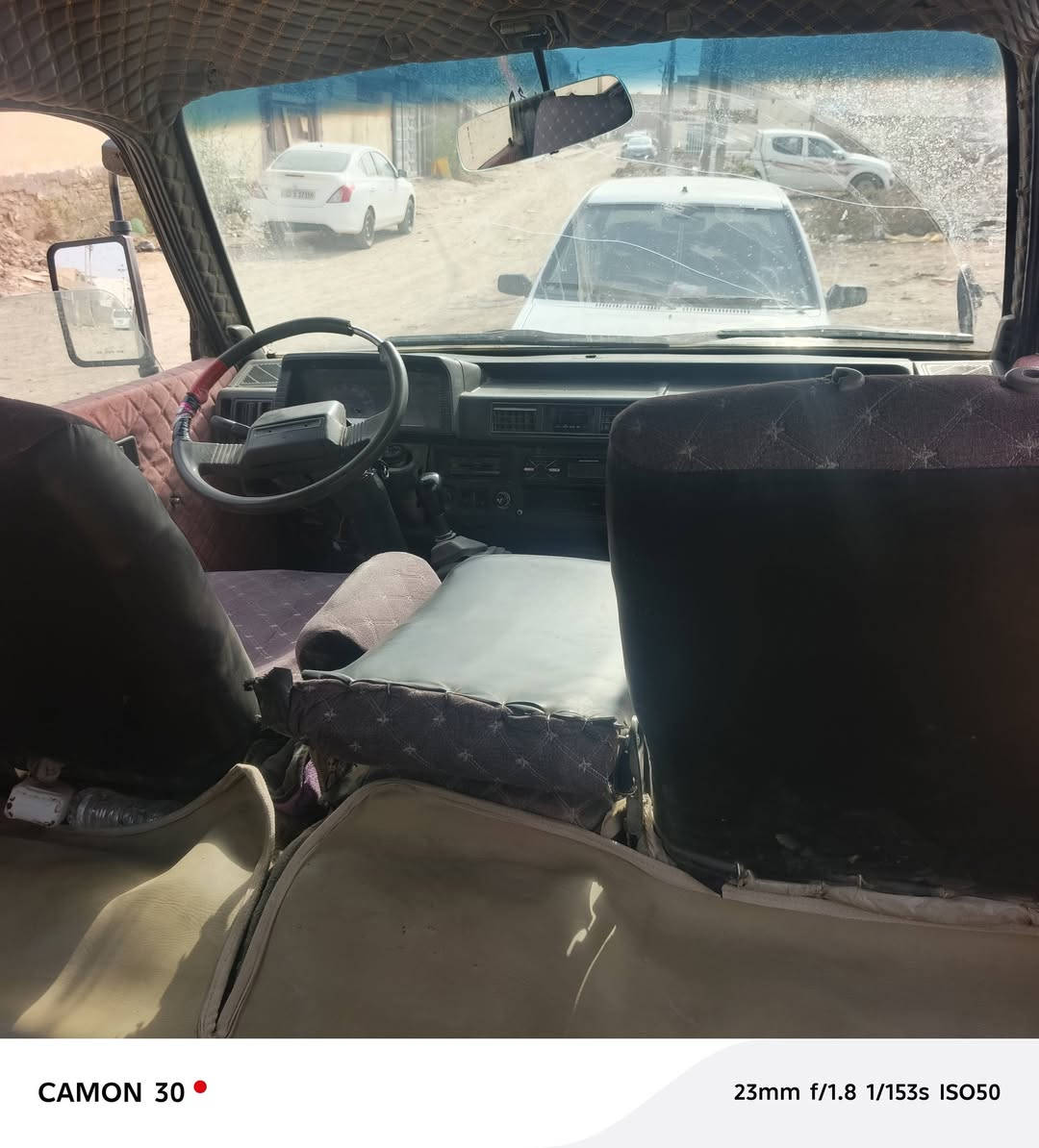 كيا • موديل ٩٣ • مكينة ٣٠٠