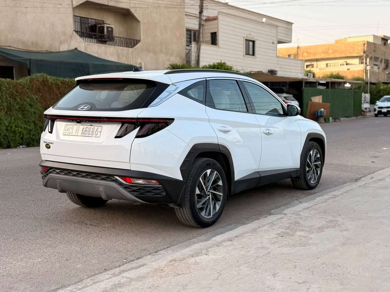 هونداي توسان 2024  خليجي
رقم بغداد 
🛑ماشية ٣٠ الف
مكفولة كفالة عامة عدا شخوط خفيفه بلباب خلفي (مال شجره)
🛑مكينه 2000 دوش 

1- كراسي كهربائي  
2- حساسات امامية خلفية
3 - بصمة تشغيل عن بعد
4 - ويل كروم 
5 - مري شفط 
6 - دخول ذكي
7 - هاند بريك بصمة
8 - ثلاث انظمة قيادة ايكو سبورت نورمال 
9 - شاشة ايباد 
10 - شاحن واير ليس مع منافذ USP إماميه و خلفية
11 - قطعتين تبريد 
12 - تحكمات ستيرن جهتين 
13 - كأمرة دواره
14 - بردات خلفية
15 - مثبت سرعة
16 - لايتات دوارة امامية فول LED

السيارة باسمي والسعر ١٩٥$ وبيه مجال للشراي

للاستفسار ***********
بغداد حي الاعلام
