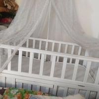 سرير أطفال • جديد • النجف