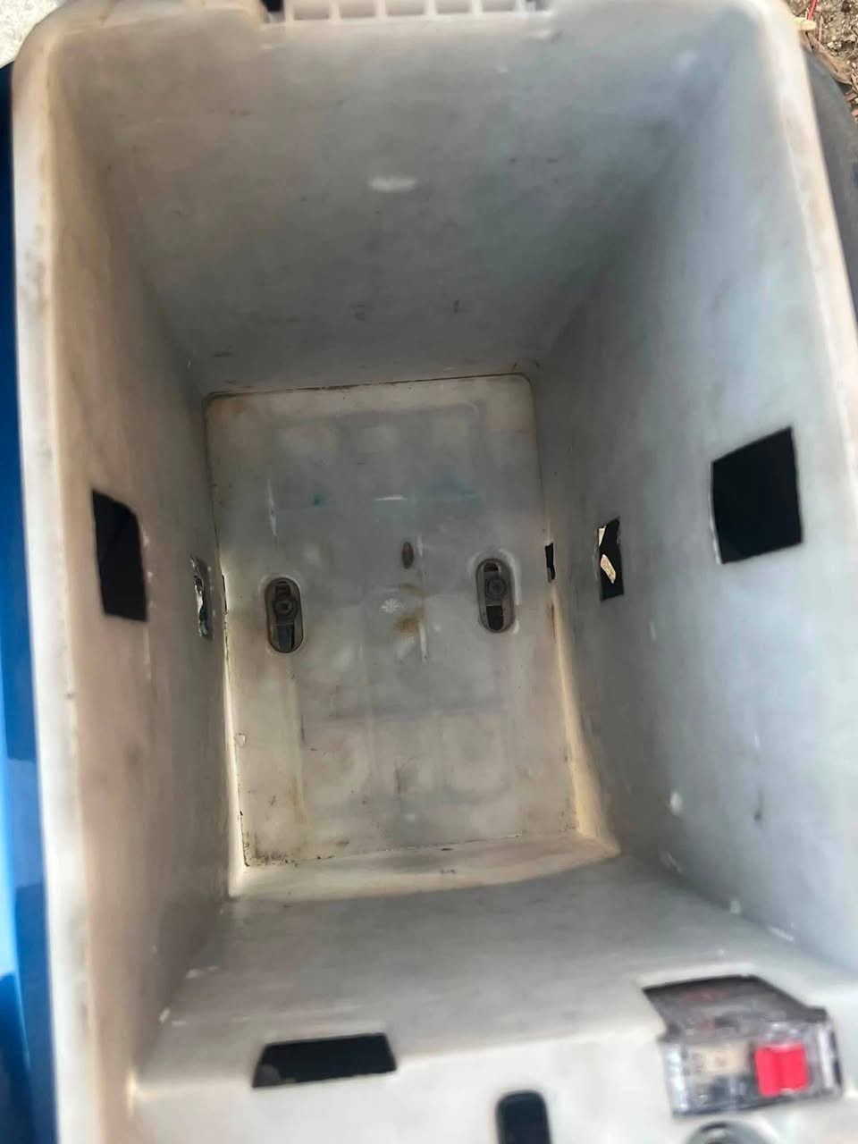 ماطور شحن318
6بطاريات دبل فول

4نمر 

سرعة99

مسجل بي

صندوك بي

جوزة بي 

صندوق خارجي بي

كامل مكمل ماناقصو برغي

سعر380وبي مجال

للتواصل علا رقم متواجد وتساب  ***********
