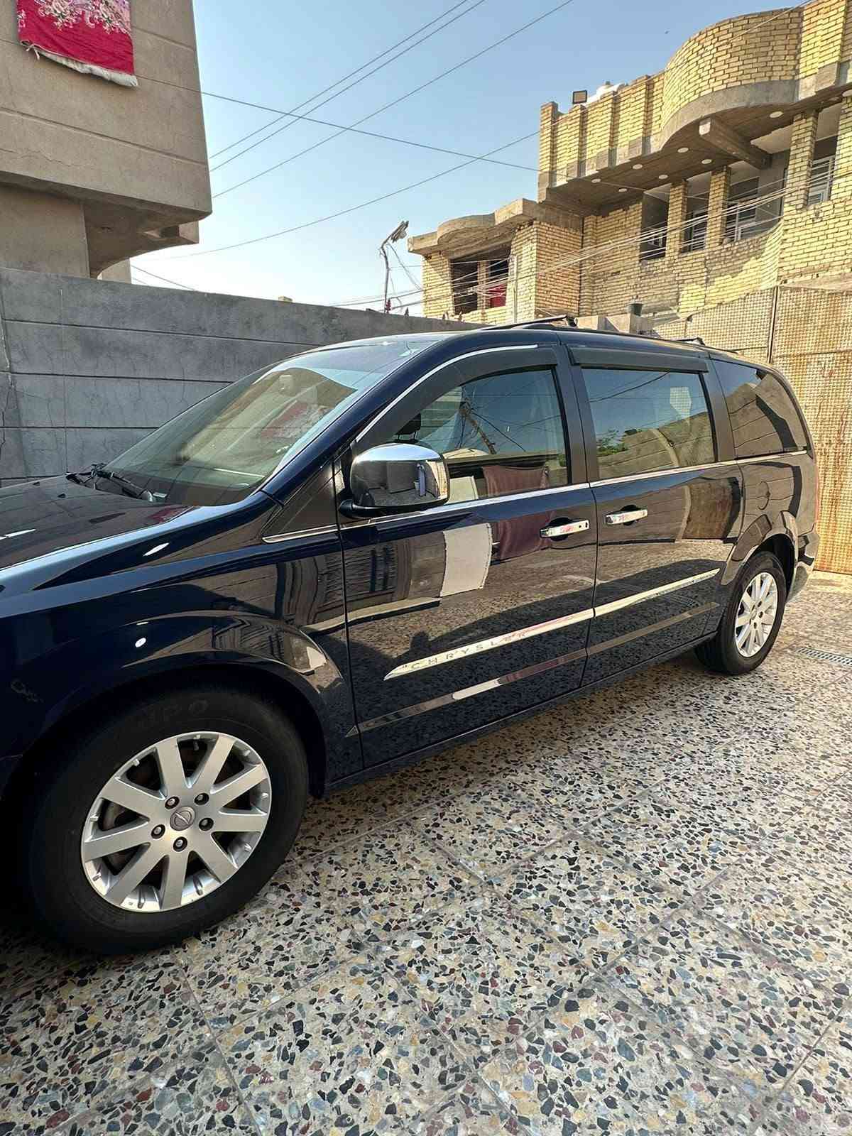 السلام عليكم كرايسلر ٢٠١٦  ارتي لون حبري فول مواصفات 1/1 سياره لوك لوك سياره جديده صور الحادث مرفقه
رقم بغداد انكليزي سنويه جديده داخله هزه جديده
بأسمي فول الفول ثلاث قطع تبريد ثلج (٦ سلندر) تخم تاير جديد هسه شاده اصلي شاشات فرس بالسقف سبعه راكب كشنات جلد كشنات كهرباء كشنات سياحي منفصل بلع بيبان كهرباء جنطه كهرباء بدلات كهرباء داخل صاج
حساسات خلفيه كامره خلفيه تحكمات بالستيرن جهتين بردات سياره بيه هواي مواصفات ومابيه اي نقص خير من الله احلى من الصور مكانى بغداد السعر ١٤٠
رقم الهاتف ***********
