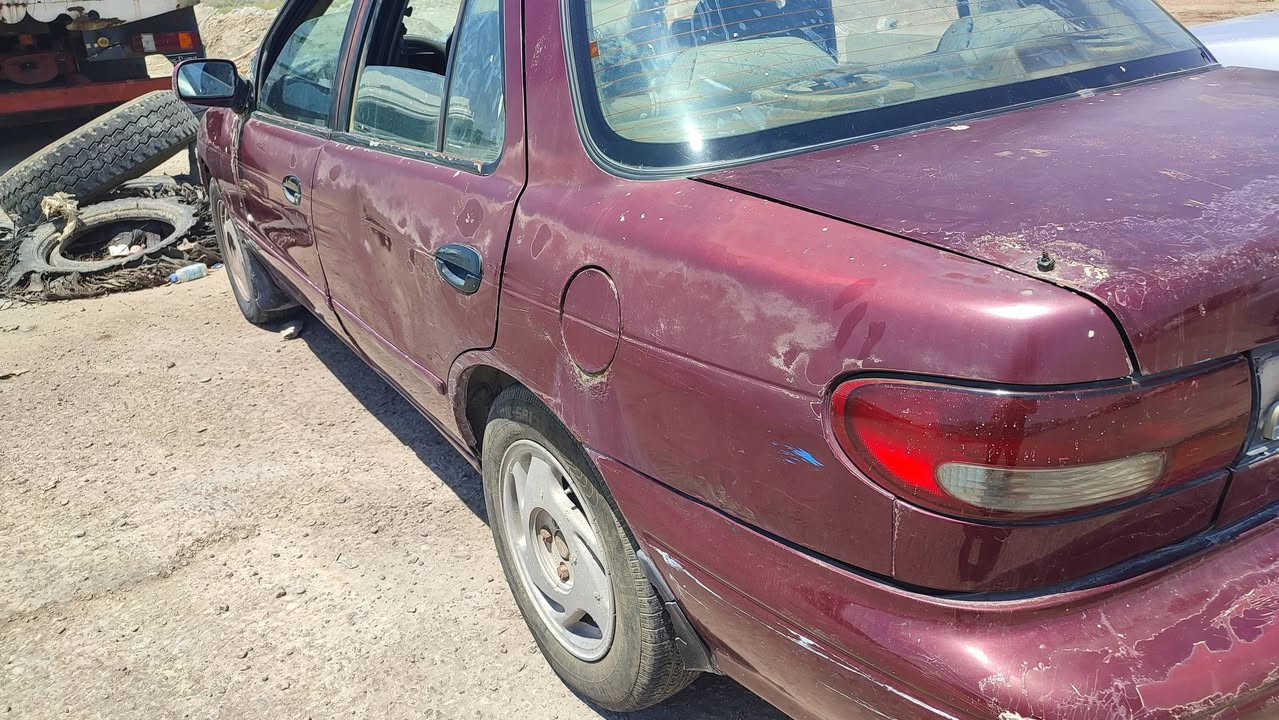 البيع كيا سيفيا موديل 96 رقم بغداد مشروع وطني كير اوتوماتيك محرك مفتوح مكينه وكير مكفولات سياره تريد ترتيب  سعره 23 اخوان مسعجل. لاحد يكسر بيه*********** مكاني بغداد يوسفيه
