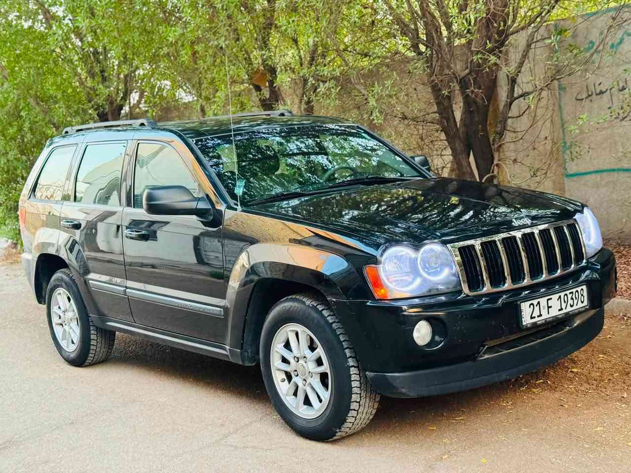 سلام عليكم ؟ بلاش بيع مستعجل
جيب لاريدو 2007 ب اسمي 

السعر : 78$ وبيه مجااال 

اتصال : *********** 

 و فور ويل
محرك V6 3.7L سته سلندر مرغوب كيرو محرك بشرط مامفتوح
بدون صوت و بدون صرف و بدون خلل بشرط فحص 

سياره نضافته 100%

سياره البجم بدون شاصي بدون لغد بدون ايرباك فقط كلير جاملغات خلفيه 

مواصفات فول 1/1 
( فتحة - فور ويل ( دفع رباعي ) - داخل كريمي - كشن كهربا -
شاشة - كاميرا - تبريد مركزي - تحديد سورعة - بلاجكتور -
لايت زينون - مراي كهربا - بعد )
اربع تاير و ويل بيلادي بدون نقص و بدون مصرف بسمي السنويه  سنويه و رقم و هزة كلها جديد
سياره مابيها دينار مصرف كامل من كل نواحي

بغداد
