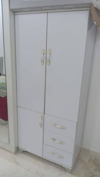 عدي سرير طفل +كنتور مع ناموسيه مكاني بغداد رقم الهاتف/07771875368 من ر...
