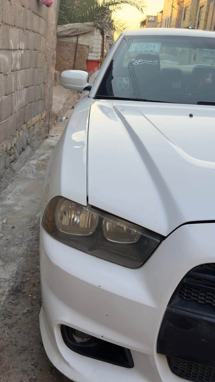 دودج تشارجر • ماكو تفاصيل