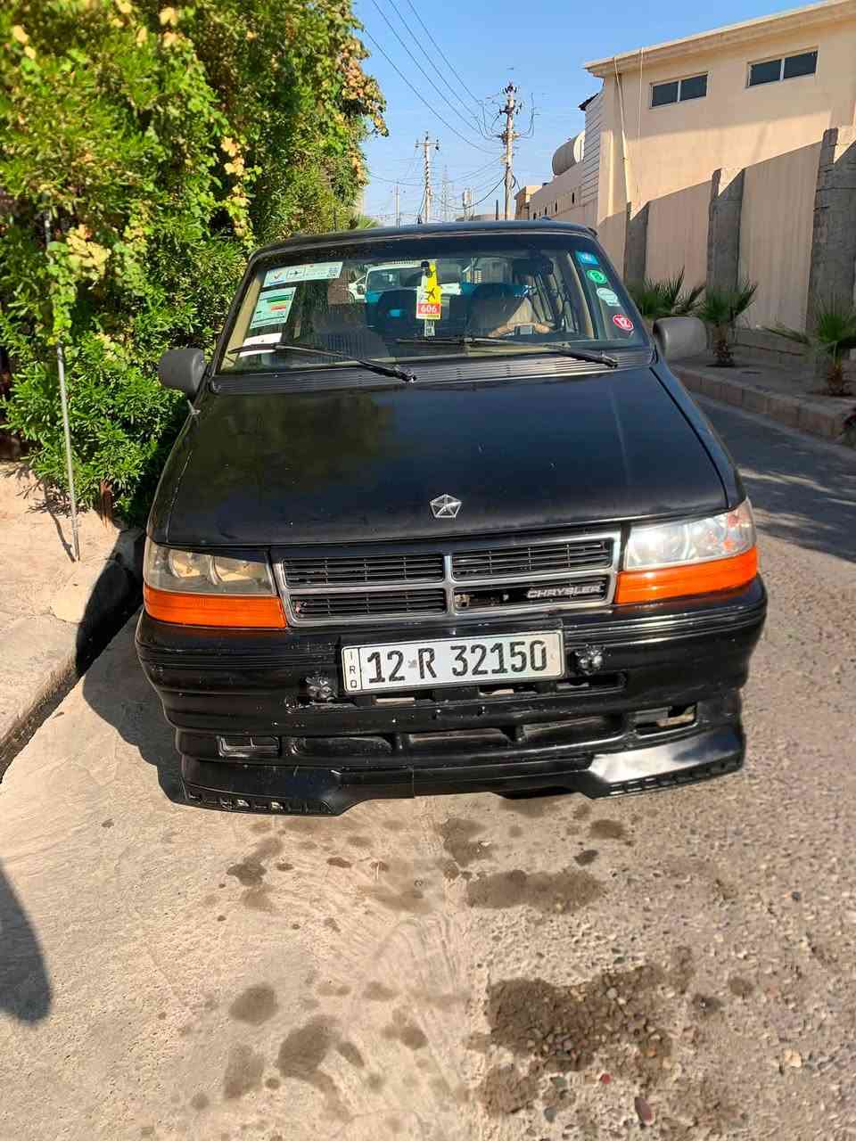 السلام عليكم للبيع دوج اكلايزر مديل 1992
رقم موصول سنوي جديد هز جديد بسمي تحويل ثانيوم 
كير مكينه جديد كهربائي كله شغال سياره مابيه نقص حلو 
مال البيت السعر 38$ او بيه مجال بصيط 
العنوان اربيل *********** واتساب
