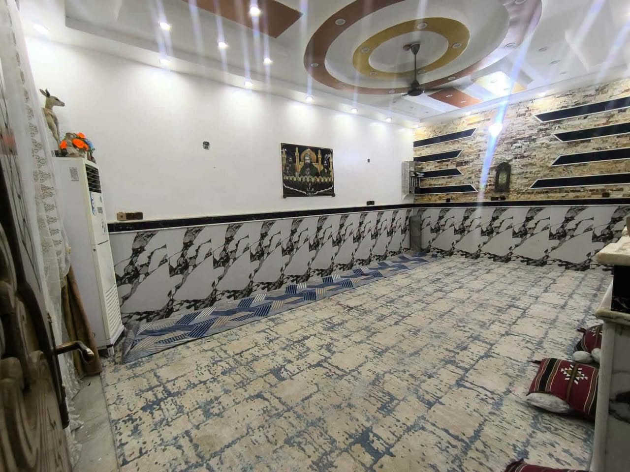 🏡 دار للبيع
📐 المساحة 200 متر

📍 العنوان حجي حسن الثانية قرب الشط

◾ طابق واحد

🧱 بناء حديث، كونكريت

🔹 الواجهة 10، النزال 20

🌳 زراعي، سند 25

🔸 خدمات كاملة

💰 السعر 97 مليون

📞 ***********
