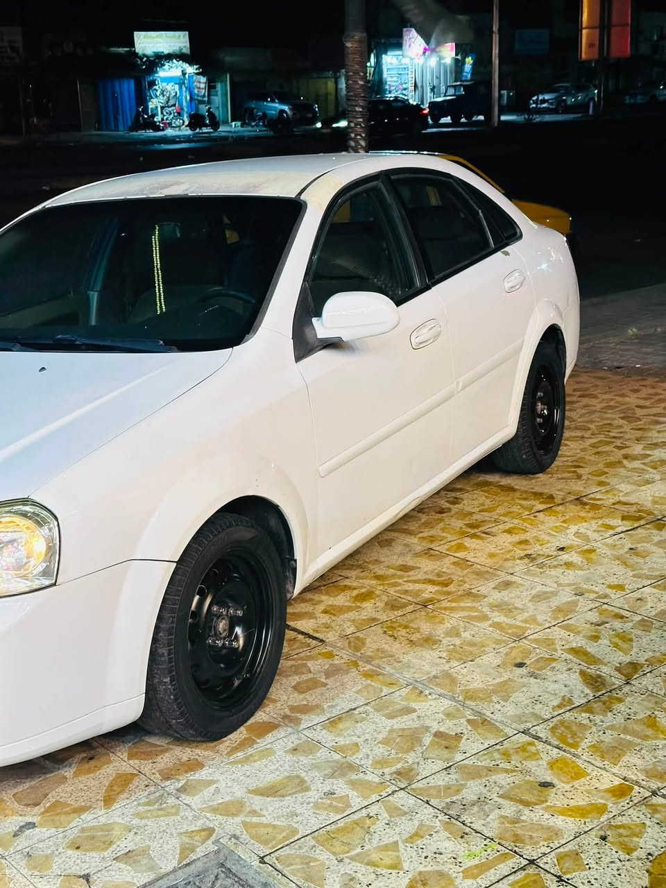 سلام عليكم
للبيع سيارة اوبترا جديده 2012 خليجي 
المكان بغداد السعر 80$ وبيها مجال لطيبين 
الرقم ***********

